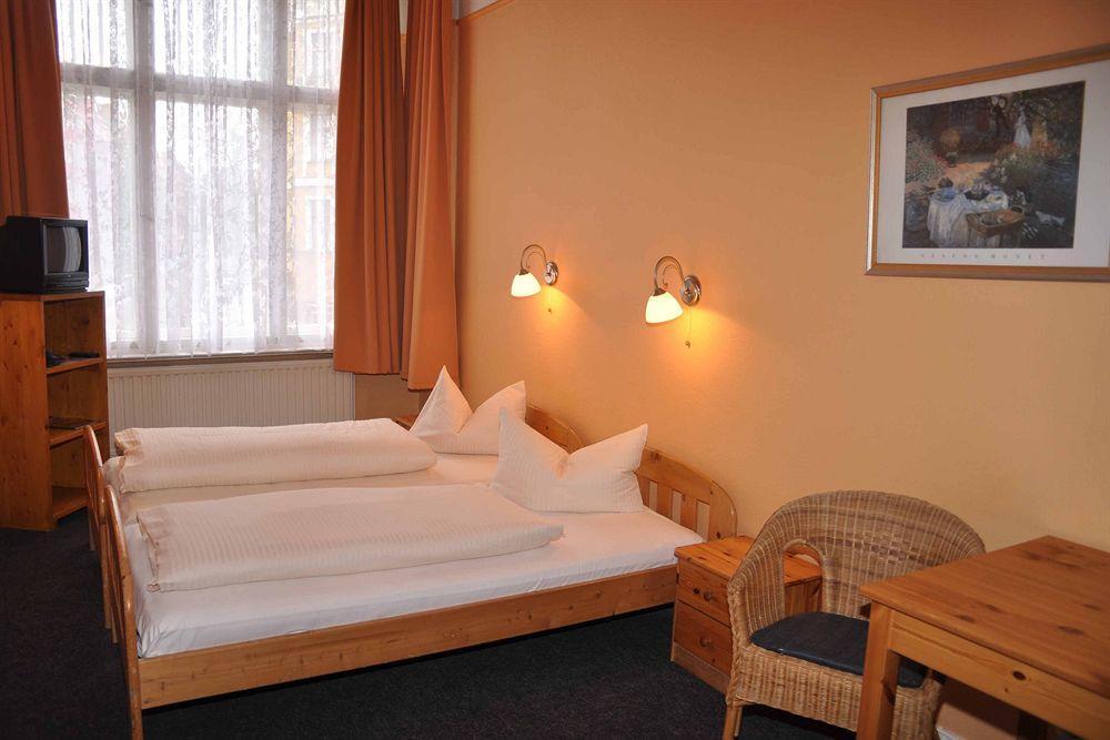Hotel Am Hermannplatz Berlin Ngoại thất bức ảnh