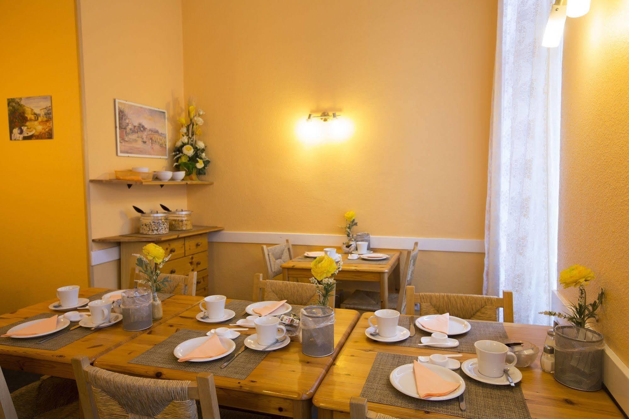 Hotel Am Hermannplatz Berlin Ngoại thất bức ảnh